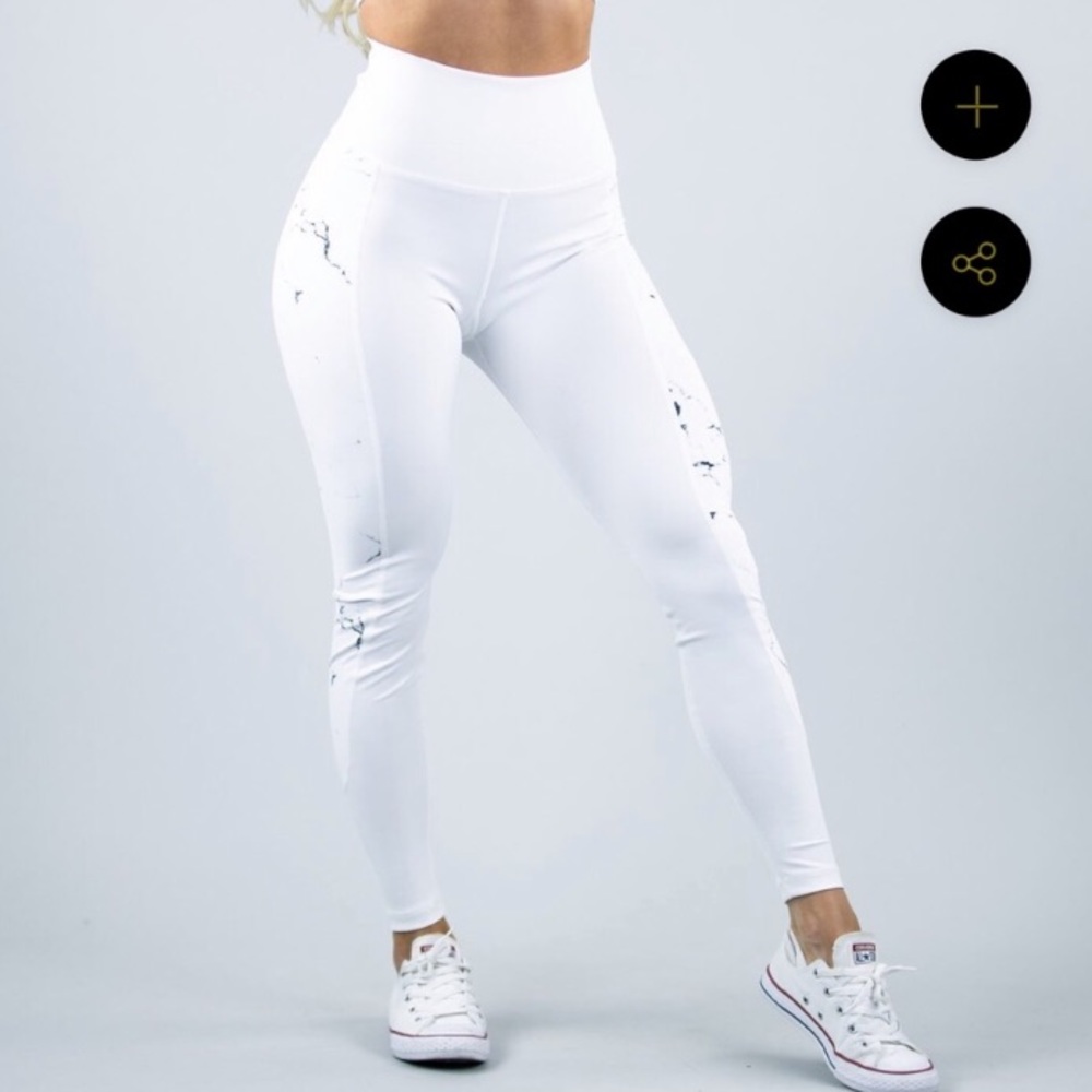 BuffBunny White Marble Milas Leggings
